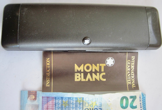VANHA Kynäkotelo + Takuu-/Ohjevihko Montblanc