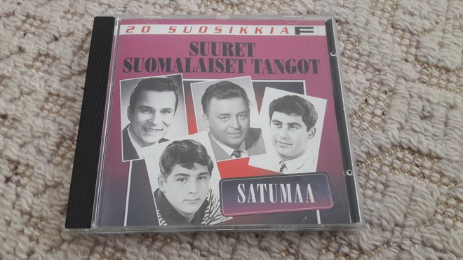 Suuret Suomalaiset Tangot - Satumaa -20 Suosikkia