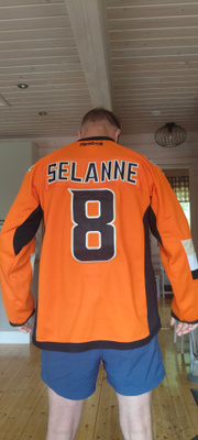 Teemu Selänteen Anaheim Ducks gameworn pelipaita