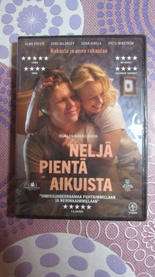Neljä pientä aikuista DVD