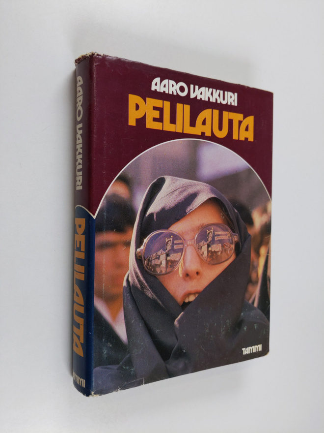 Aaro Vakkuri : Pelilauta