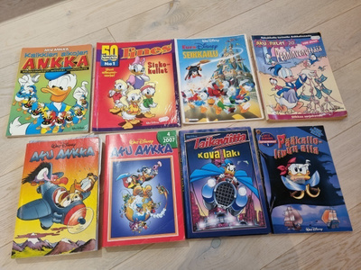 Disney kirjoja ja lehtiä Aku Ankka