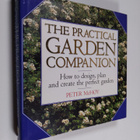 Peter McHoy : The Practical Garden Companion - pikkukuva 1