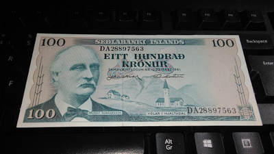 Iceland Islanti 100 Kronur 1961 P44 XF