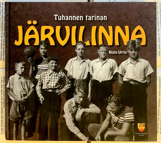 Risto Urrio - Tuhannen tarinan Järvilinna (sid.)