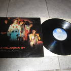 PELLE MILJOONA - MOOTTORITIE ON KUUMA ; LP - pikkukuva 1