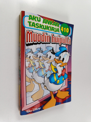 Walt Disney : Muodin huipulla