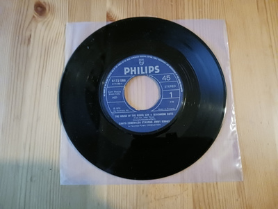 Santa Esmeralda Starring Jimmy Goings – The House Of The Ri