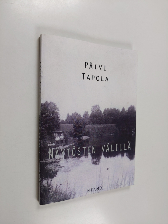 Päivi Tapola : Näytösten välillä
