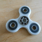 Perinteinen Fidget spinner, valkoinen. - pikkukuva 3