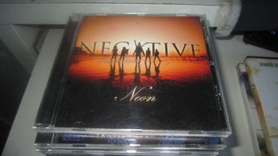 Negative – Neon