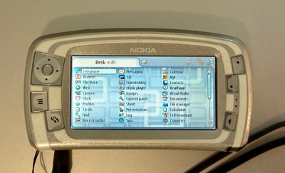 Nokia 7710 kosketusnäyttö puhelin