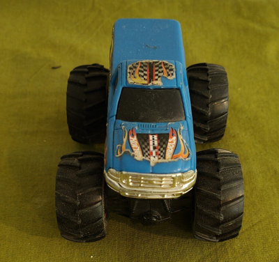 Hot Wheels Monster Jam - Hot Wheels Racing