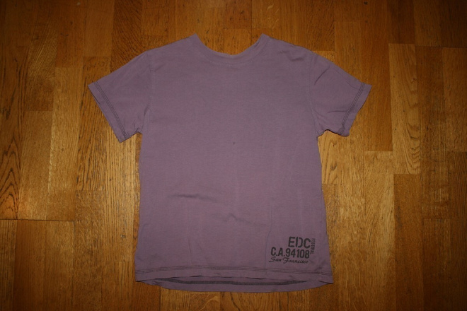 Esprit EDC violetti selkäprintti t-paita 140