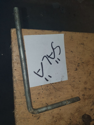 Tunturi tai muu mopo tuulisuojan kiinnitys rauta