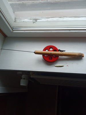 Pilkkivapa, TEHO, punainen, vintage.