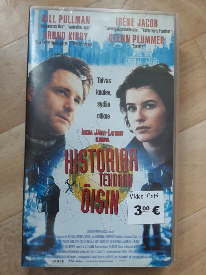 Historia tehdään öisin (1999) VHS