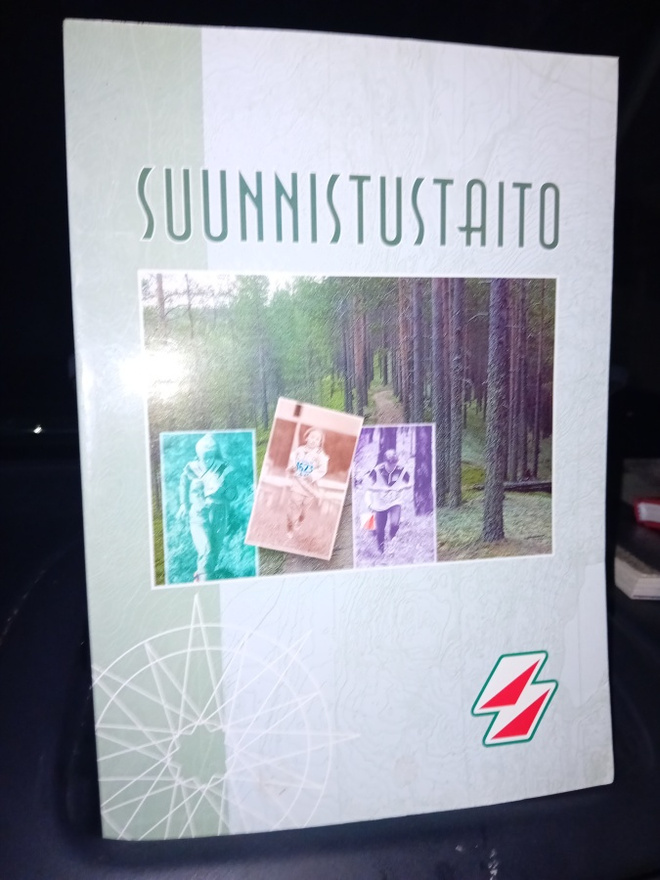 Nikulainen  : Suunnistustaito ( SIS POSTIKULU  )