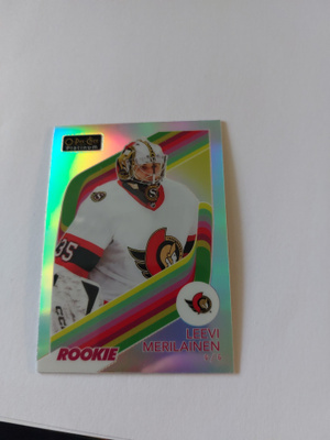 23-24 OPC Platinum Retro Rainbow R79 Leevi Meriläinen Rookie