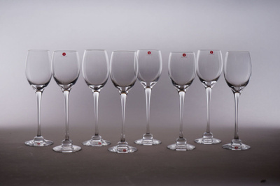 1037. 8kpl Iittala 'Aurora' valkoviinilasi, Heikki Orvola.