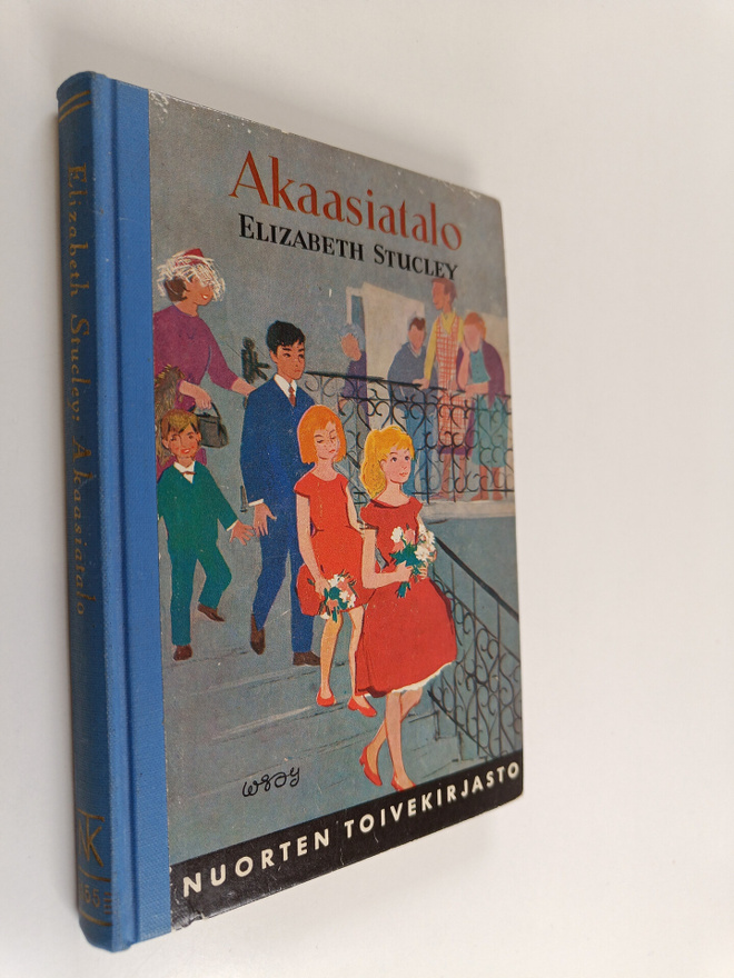 Elizabeth Stucley : Akaasiatalo