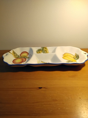 Tarjotin, hedelmäaihe, posliini
