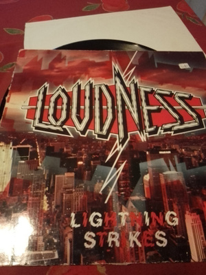 LOUDNESS LIGHTNING STRIKES