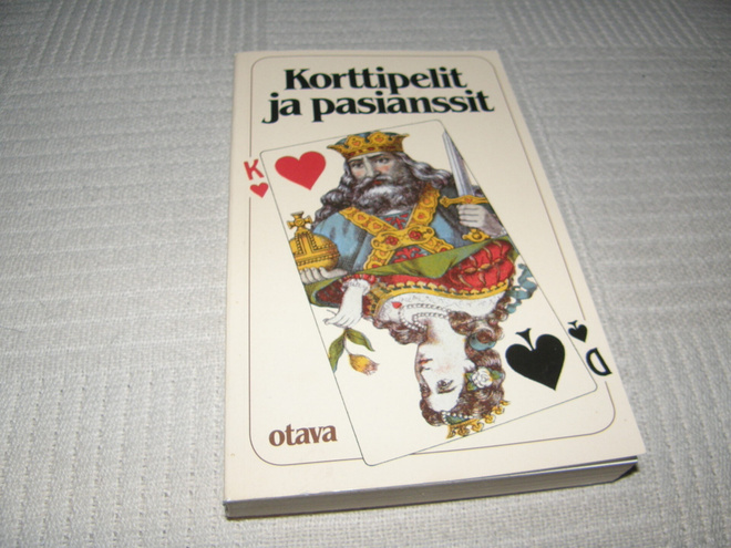 Kurki-Suonio (toim.) Korttipelit ja pasianssit -nid