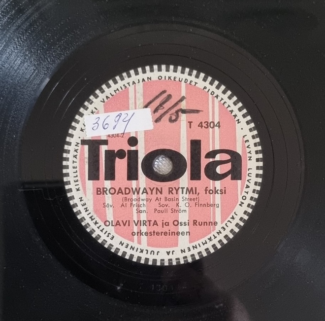 Savikiekko 1957 - Olavi Virta - Triola T 4304