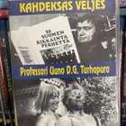 Kahdeksas veljes / professori uuno d.g. Turhapuro (1971) - pikkukuva 1