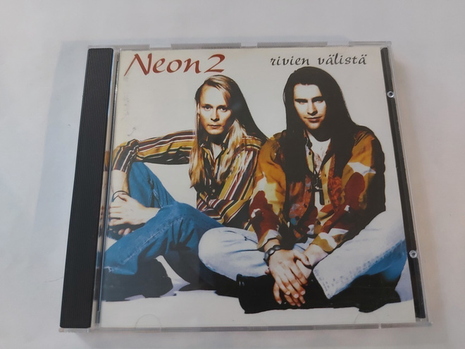NEON 2 - RIVIEN VÄLISTÄ . cd