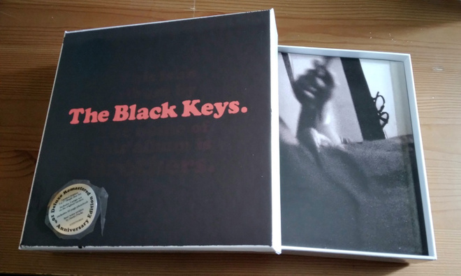 BLACK KEYS: Brothers - 10th Anniversary BOX 9x7" + vihko