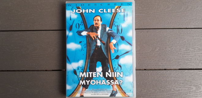 DVD: Miten Niin Myöhässä (John Cleese 1986/2001)
