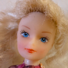 Söötti pikkunukke, Pamela Love - pikkukuva 1