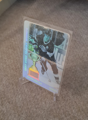1990-91 Upper Deck Wayne Gretzky Lady Byng Trophy AW6