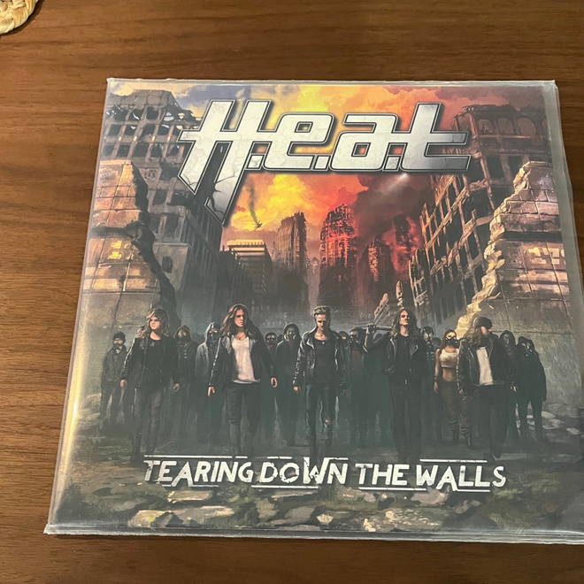 H.e.a.t - Tearing Down The Walls LP Rare!!
