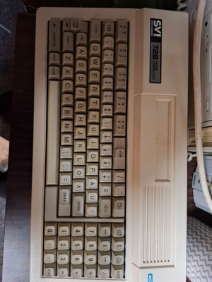 MSX Spectravideo 728