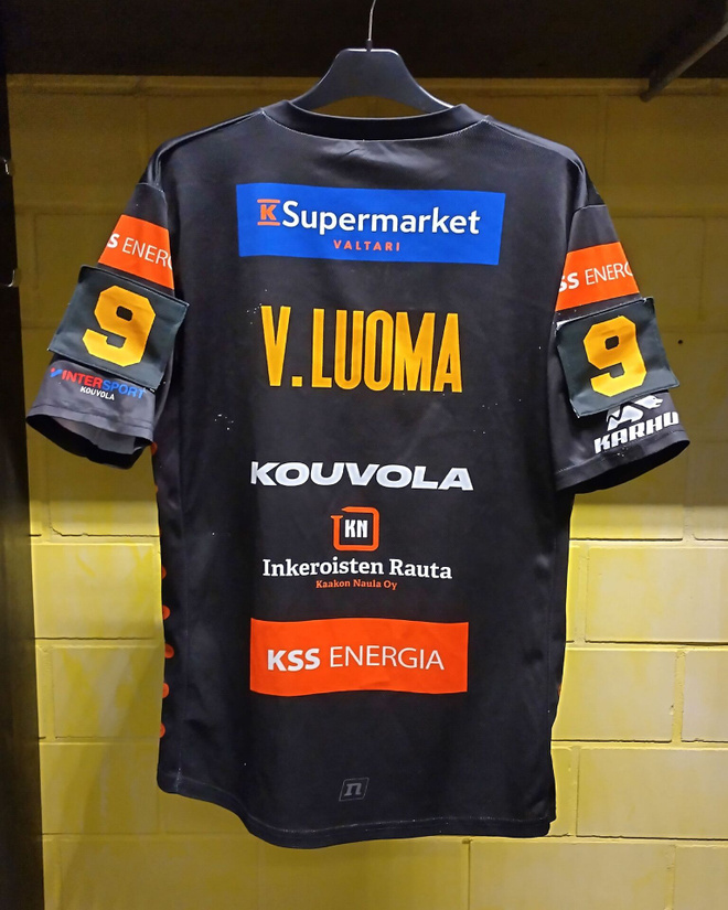 KPL Valtteri Luoma Game Worn kotipelipaita