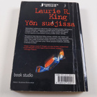 Laurie R. King : Yön suojissa - pikkukuva 2