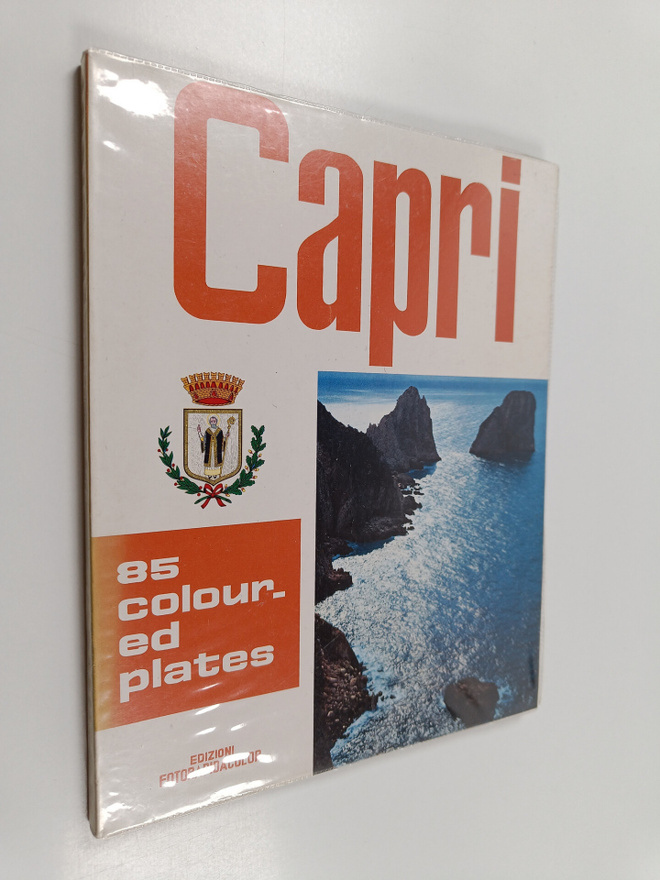 Loretta Santini : The Island of Capri