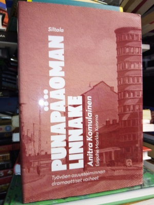 Komulainen : Punapääoman linnake ( SIS POSTIKULU)