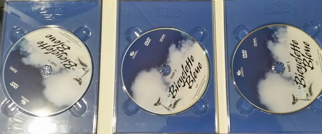 Tyttö ja sininen polkupyörä  -3DVD