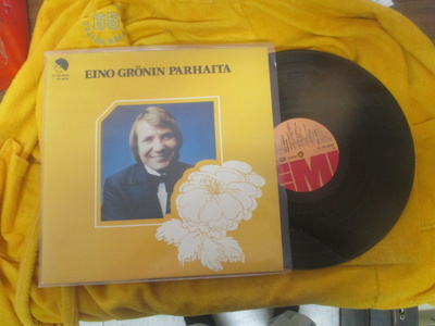 EINO GRÖNIN PARHAITA : 9C 054-38229 ( HIENOKUNTOINEN LP