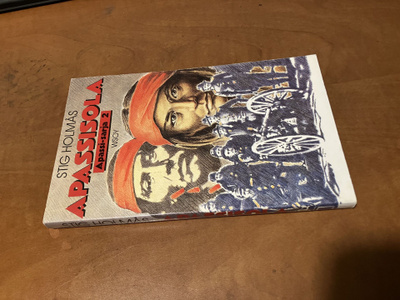 STIG HOLMÅS APASSI SARJA 2 HYVÄ