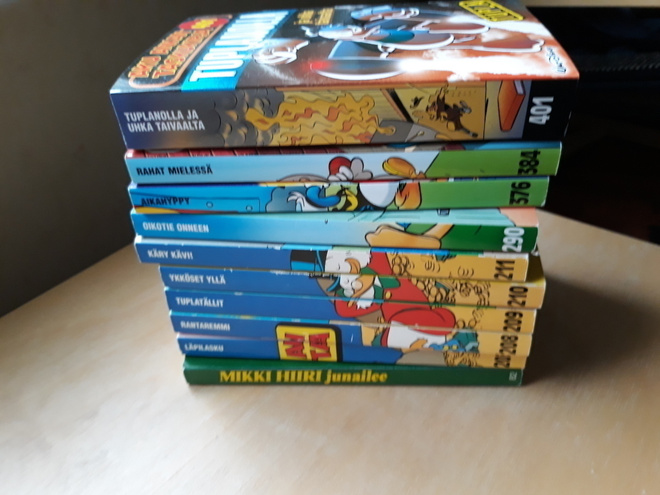 Erä ilmeisen lukemattomia taskareita