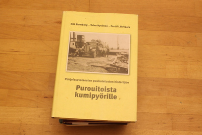 Purouitoista kumipyörille Pohjoissavolaesten puukuletukse C3