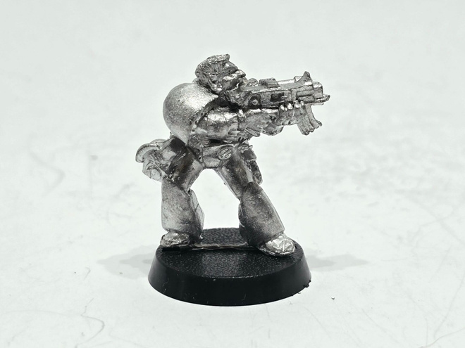 WH40K - Space Marine Brother Reeves (1988) [S301]