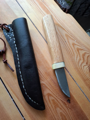 Sienestys puukko