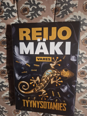 Reijo Mäki : Tyynysotamies 1p