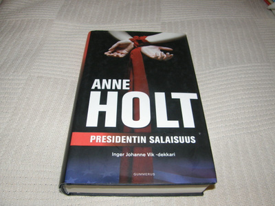 Anne Holt Presidentin salaisuus -sid